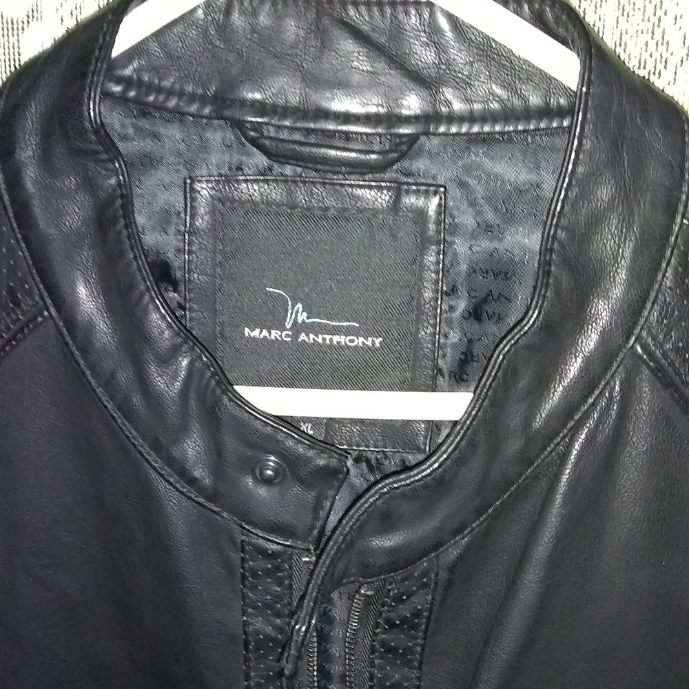 MARC ANTHONY SLIM-FIT FAUX BOOMER LEATHER JACKET